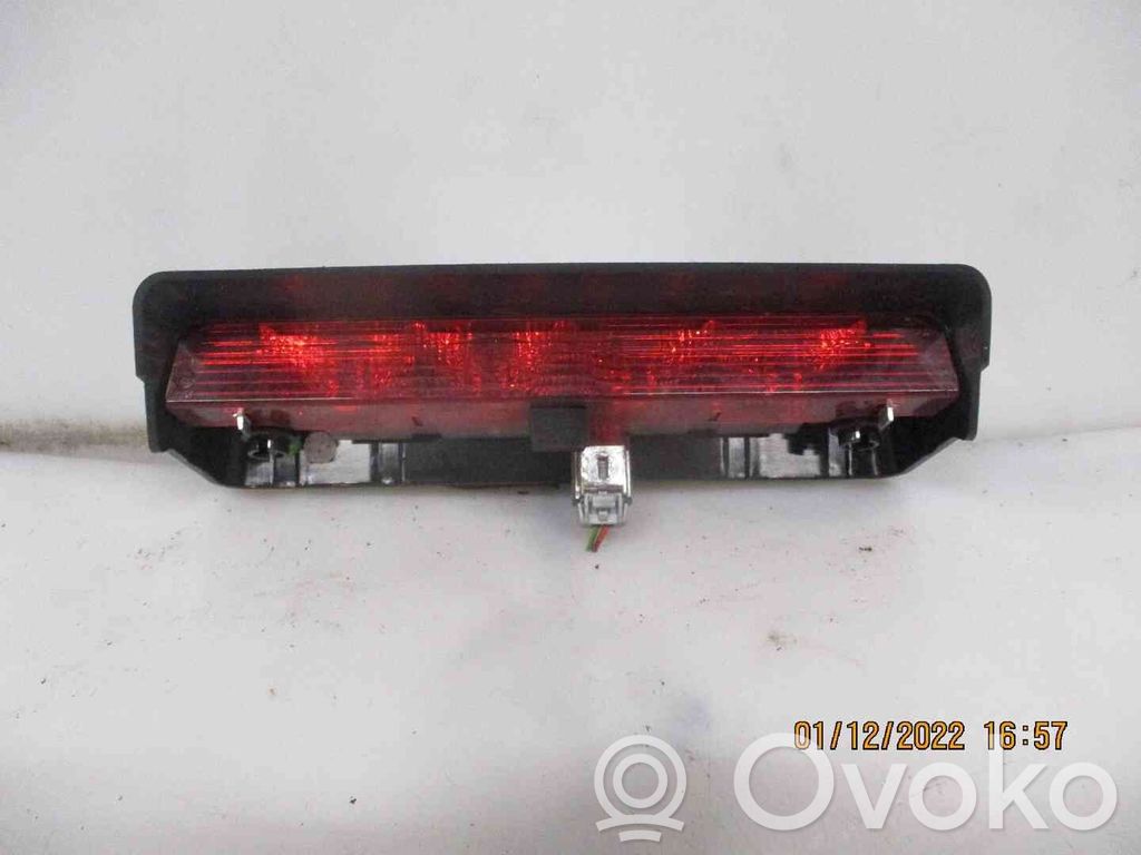 Kolmas/lisäjarruvalo   6351S6,22200742,2540657,VDMS4