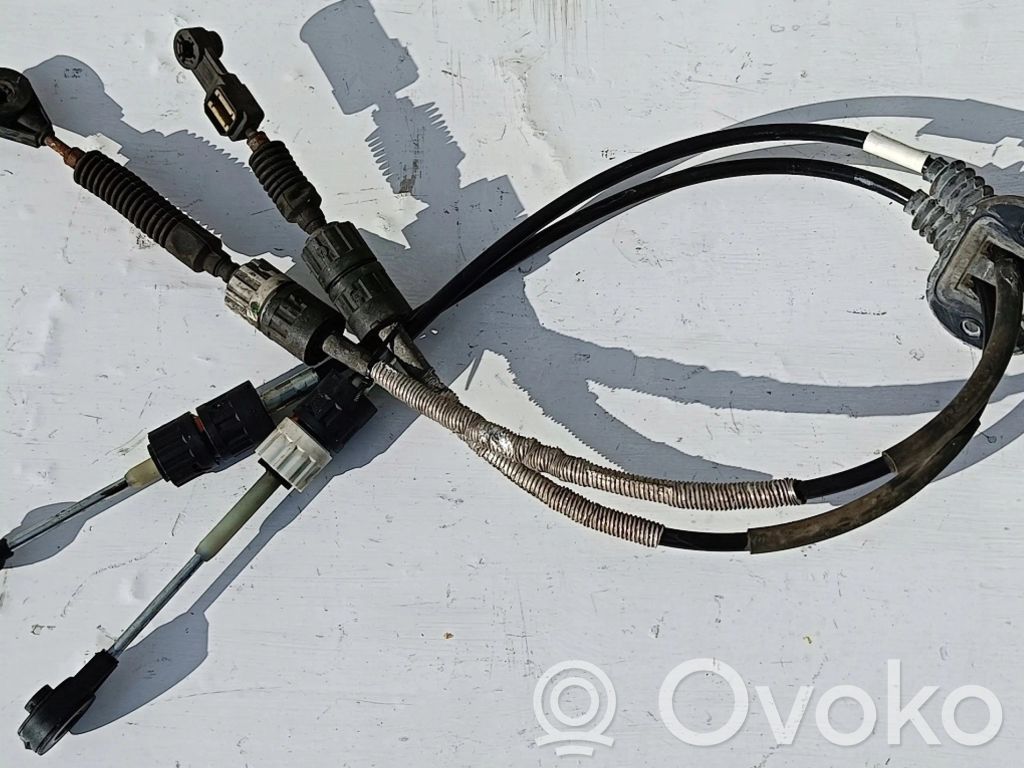 Ford Focus Gear shift cable linkage 