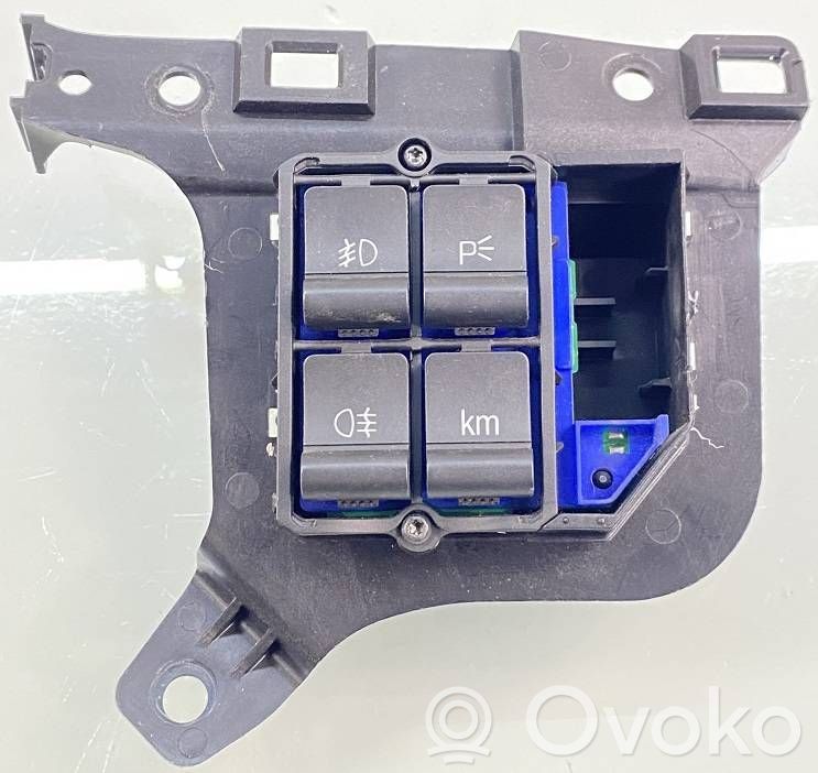 Light switch   156056255,156061760,156061759