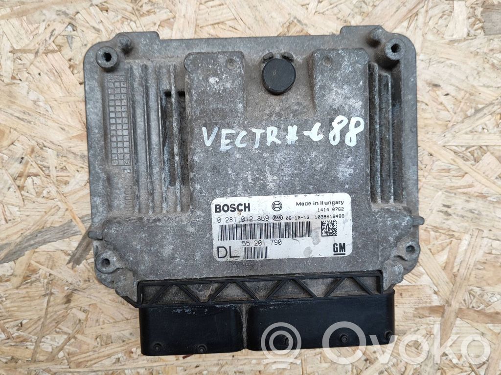 Opel Vectra C Engine control unit/module 