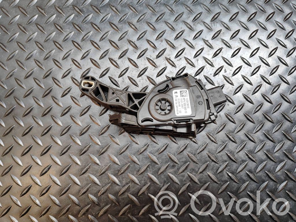 Accelerator throttle pedal   1400839380,6PV00908310