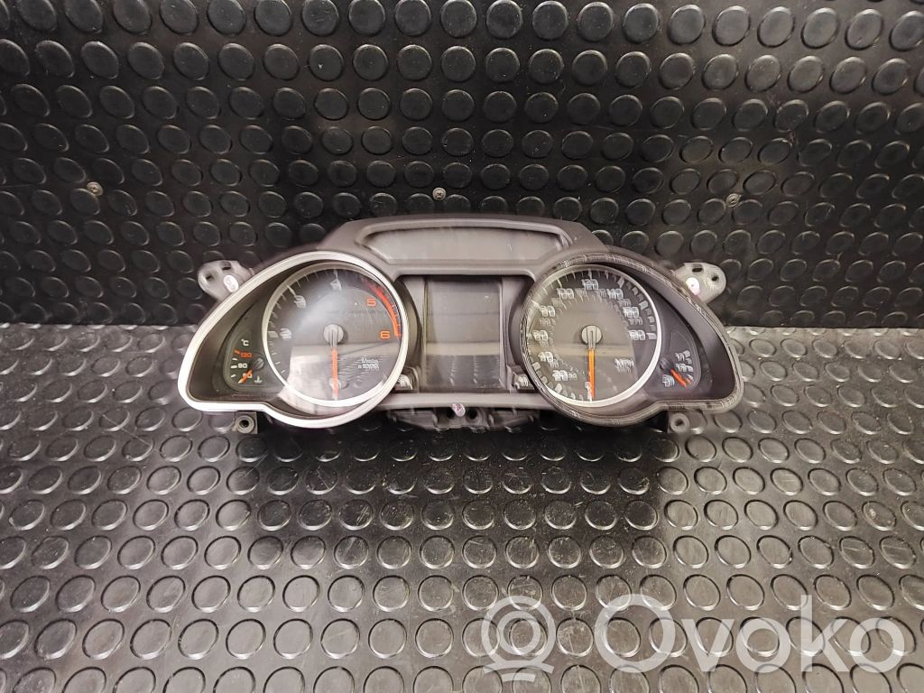 Audi A5 8T 8F Speedometer (instrument cluster) 