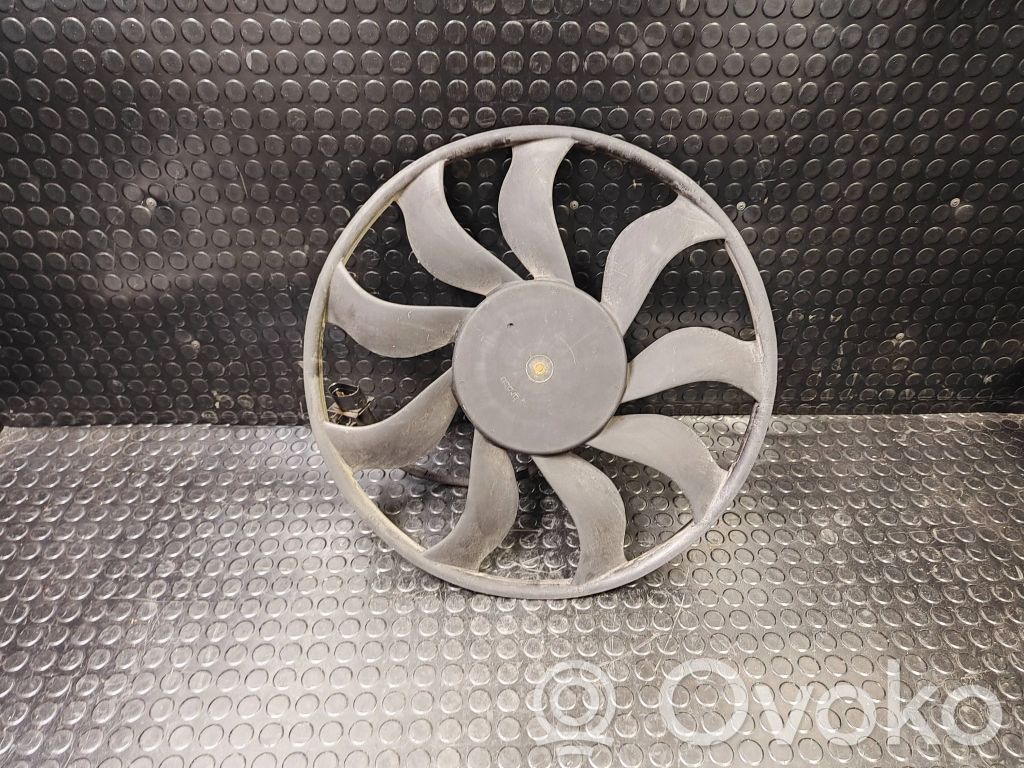 Volkswagen Touareg II Elektryczny wentylator chłodnicy 