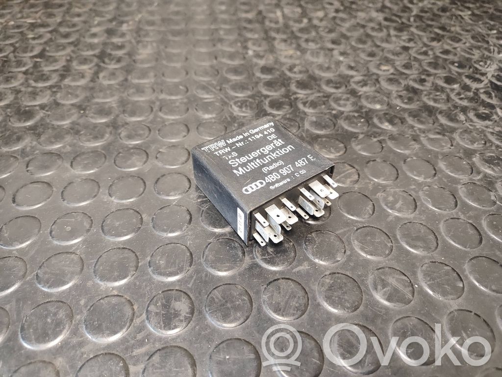 Audi A6 S6 C5 4B Muu rele 