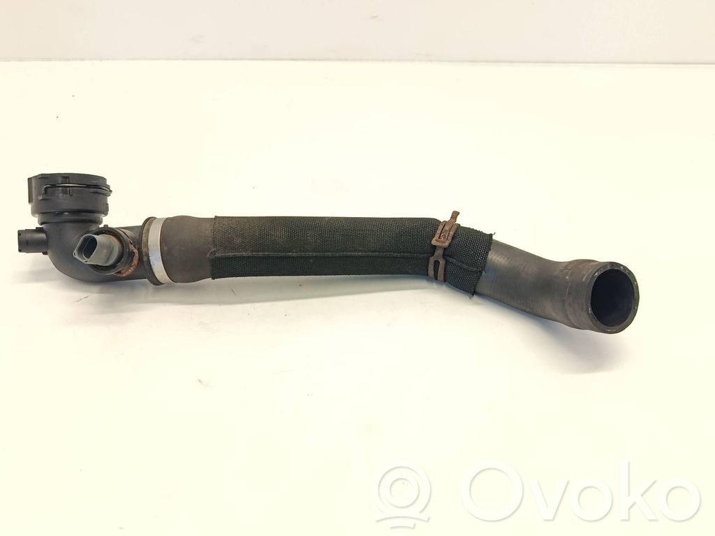 Audi A6 Allroad C7 Engine coolant pipe/hose 