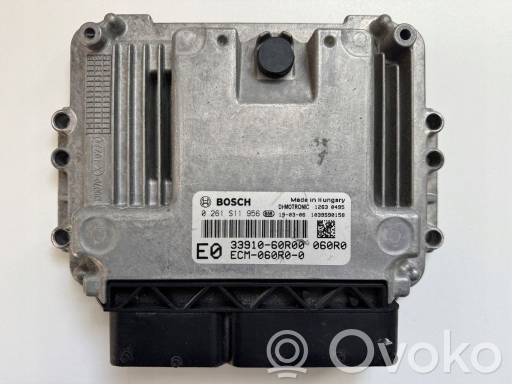 Suzuki SX4 S-Cross Engine control unit/module ECU 
