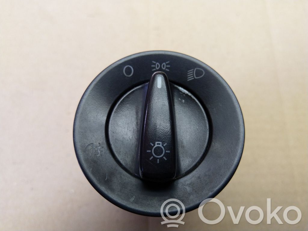 Volkswagen Sharan Light switch 