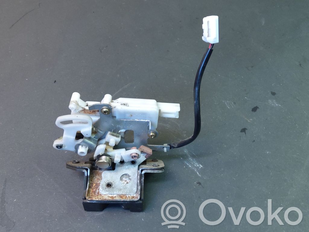 Tailgate/trunk/boot lock/catch/latch   B6701