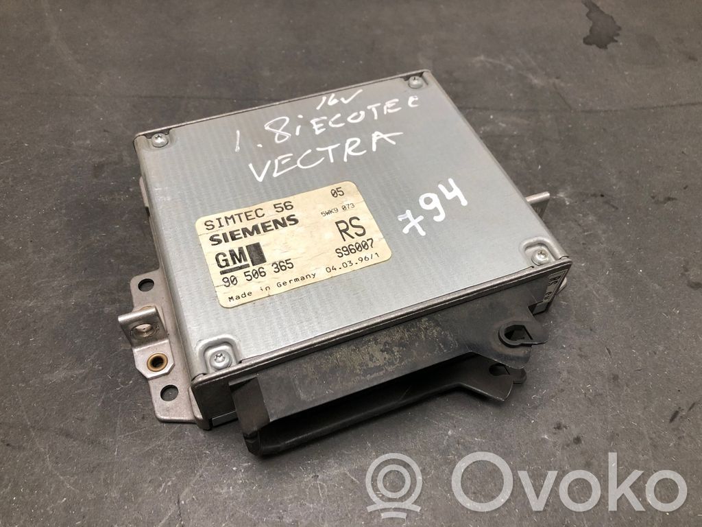 Opel Astra G Engine control unit/module 