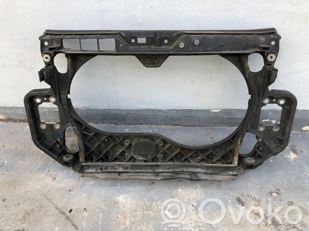 Audi A6 S6 C6 4F Radiatorių panelė 