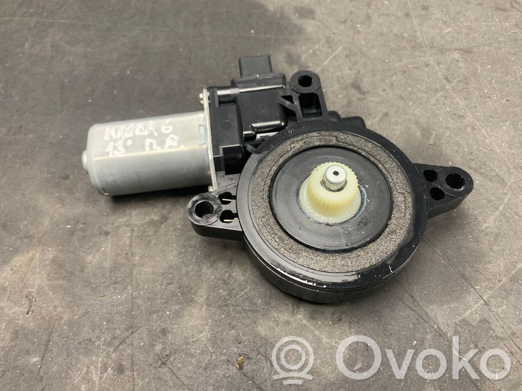 Mazda 6 Motor del regulador de la ventanilla de la puerta delantera 
