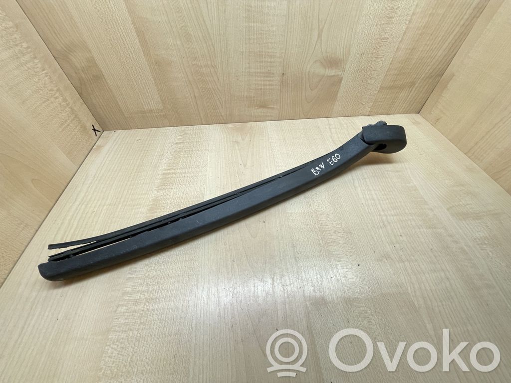 BMW 5 E60 E61 Brazo del limpiaparabrisas trasero 
