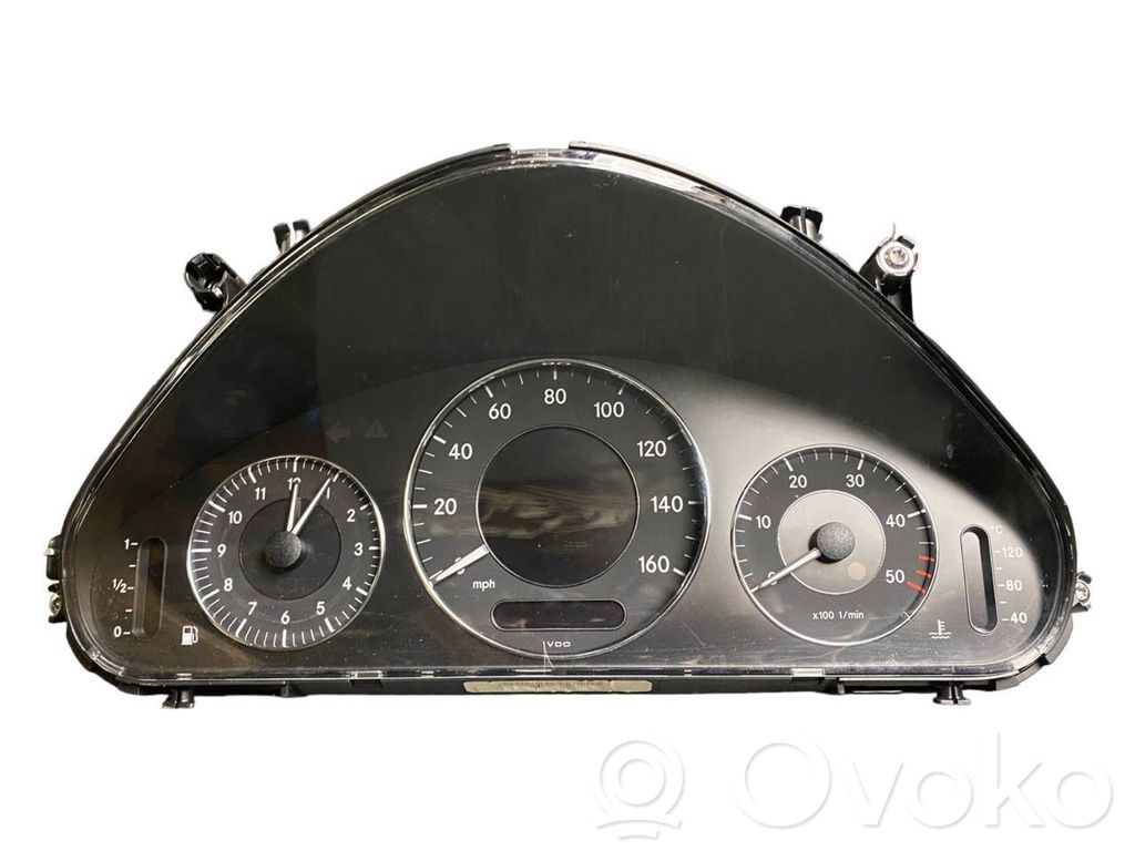 Mercedes-Benz E W211 Speedometer (instrument cluster) 