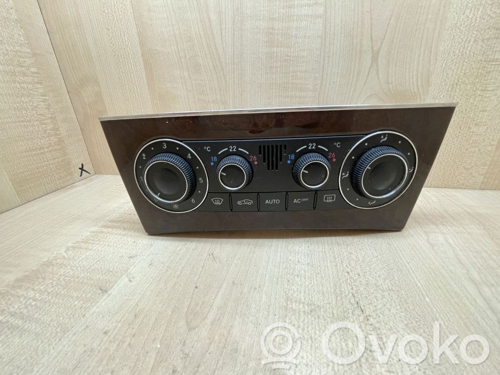 Mercedes-Benz C W203 Panel klimatyzacji 
