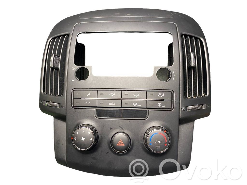 Hyundai i30 Climate control unit 