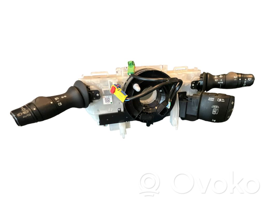 Renault Megane III Interruptor/palanca de limpiador de luz de giro 