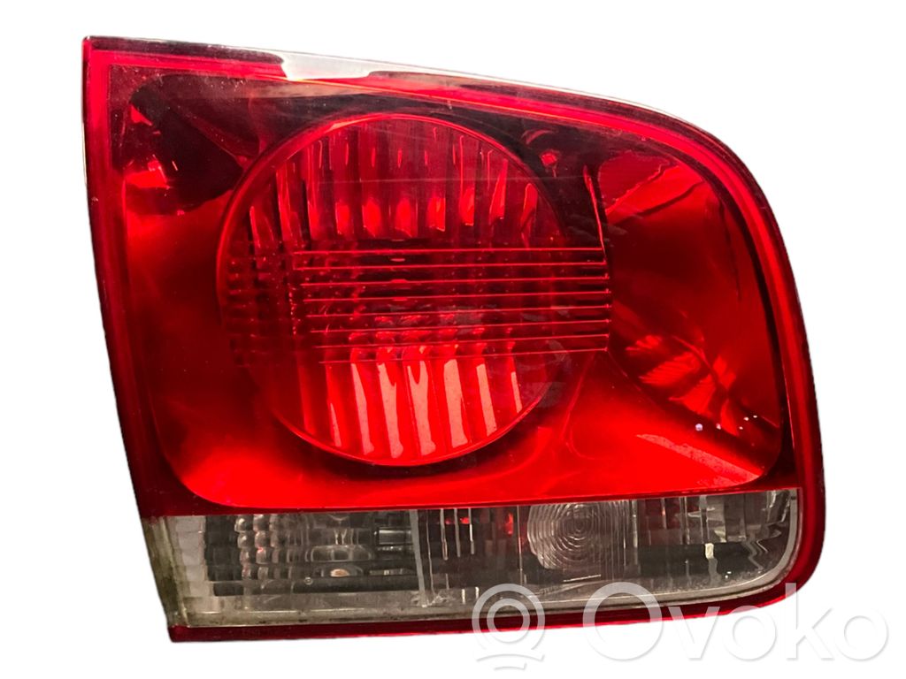 Volkswagen Touareg I Rückleuchte Heckleuchte innen 