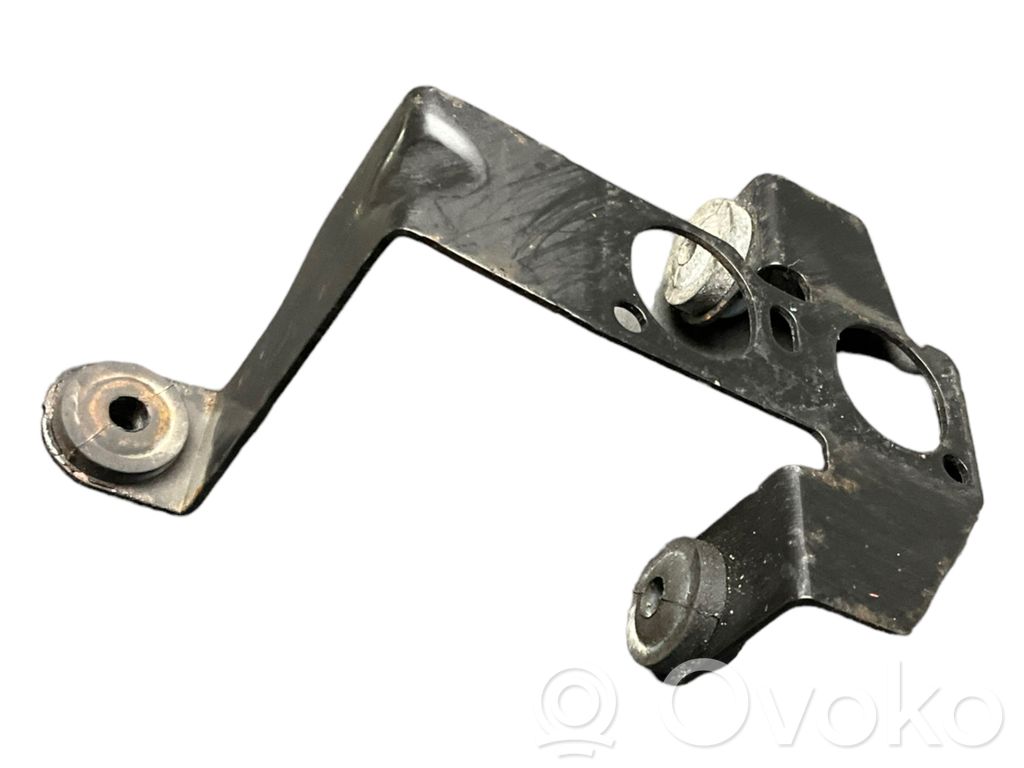 Ford Focus ABS pump bracket 