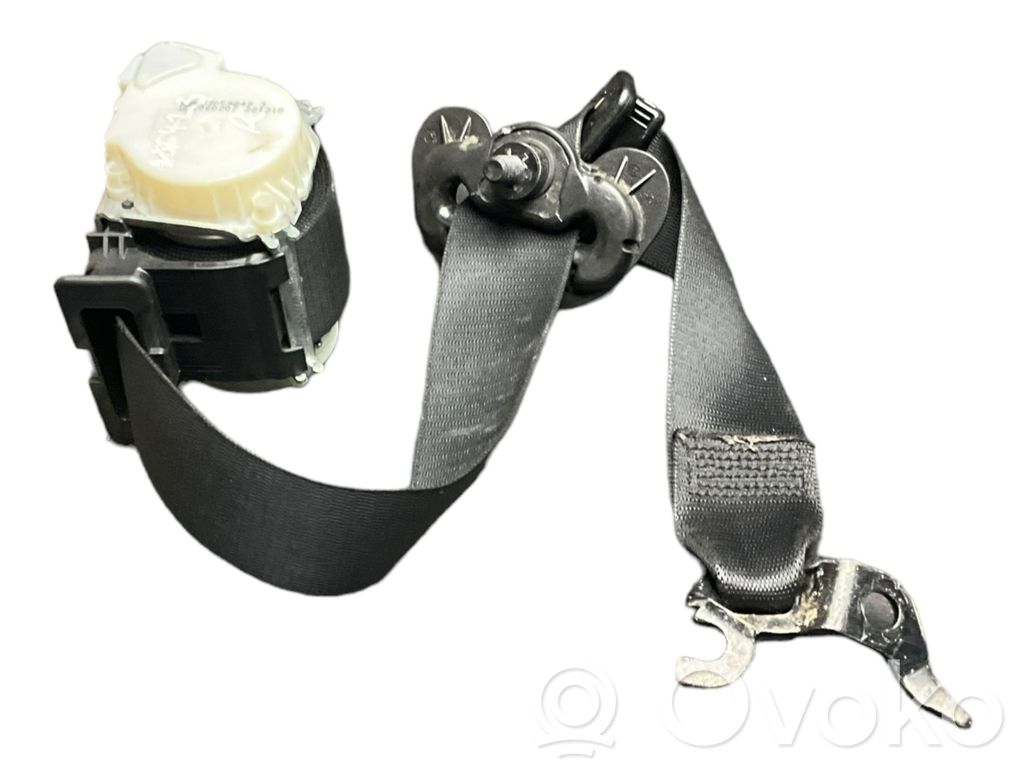 BMW X3 E83 Front seatbelt 
