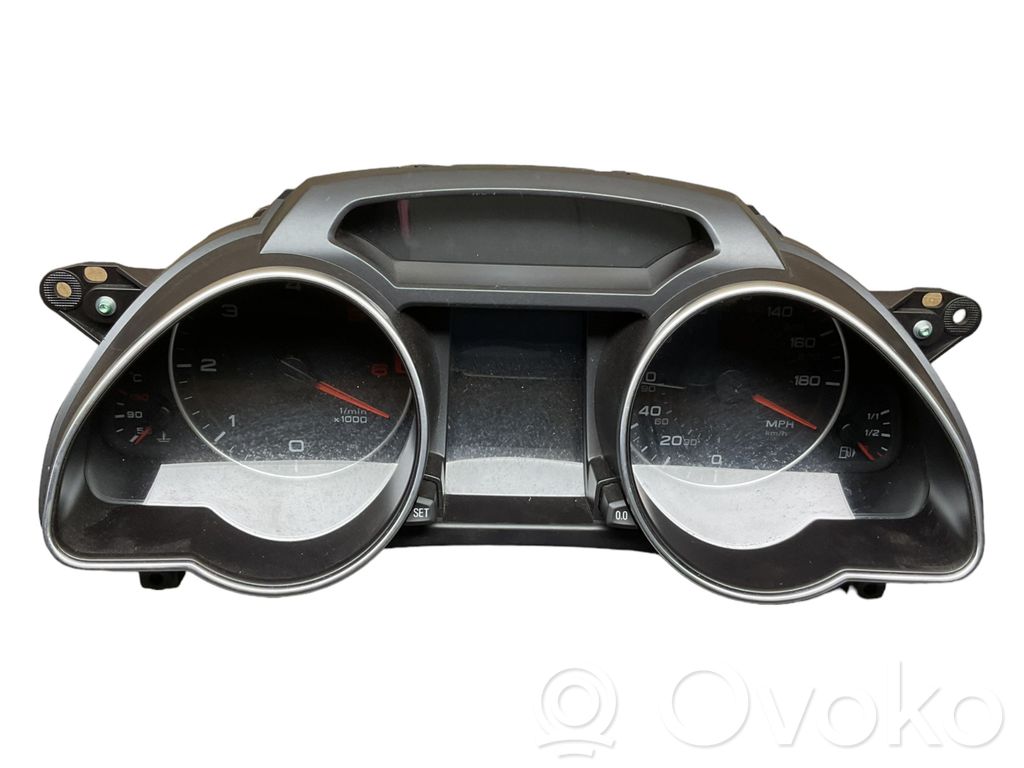 Audi A5 8T 8F Speedometer (instrument cluster) 
