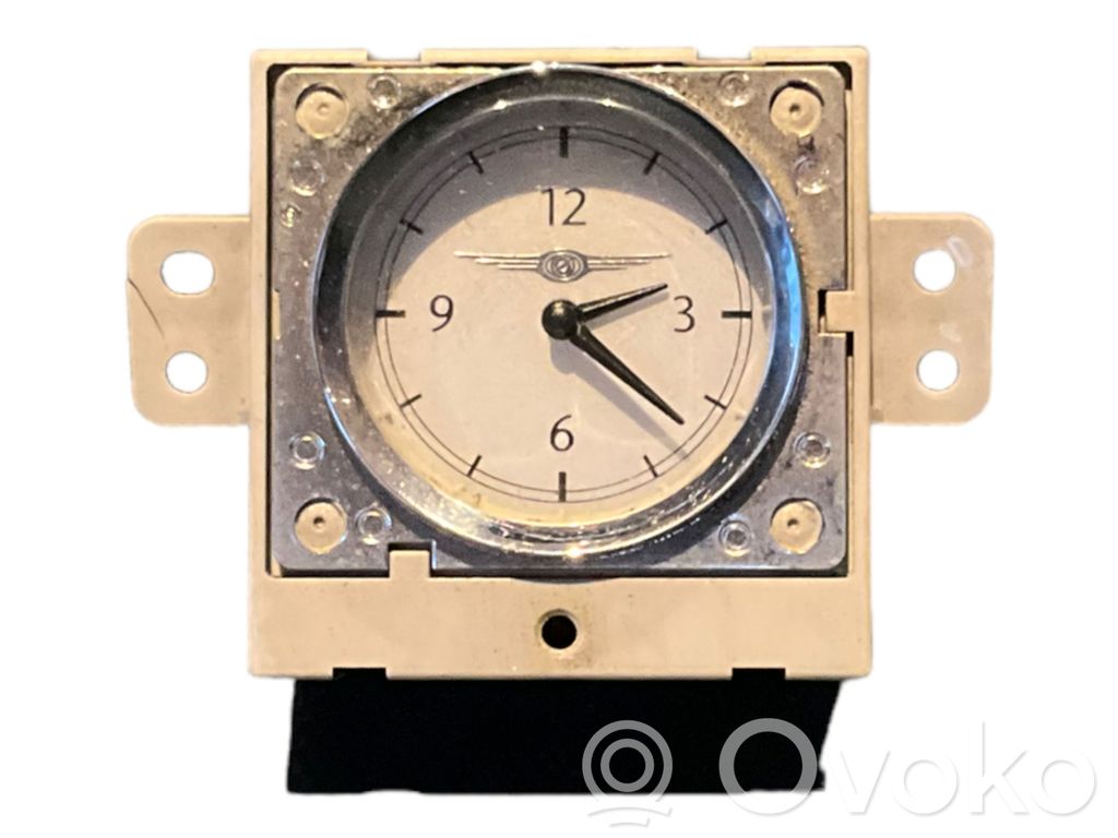 Chrysler Voyager Clock 