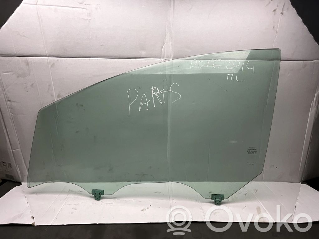 Nissan Note (E12) Front door window glass four-door 