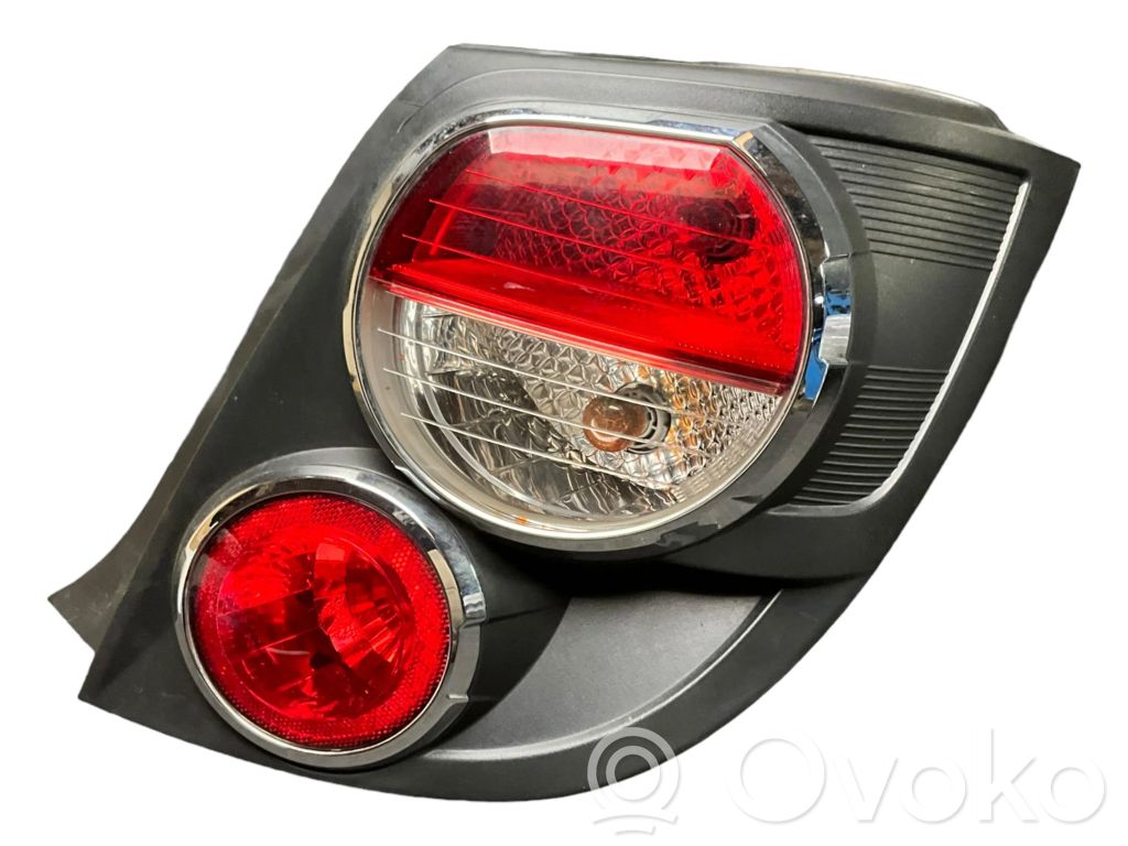 Chevrolet Aveo Galinis žibintas kėbule 