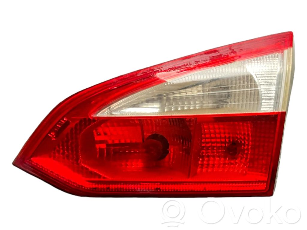 Ford Focus Takaluukun takavalot 