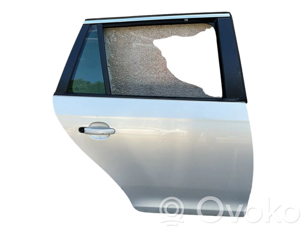 Volkswagen Golf V Puerta trasera 
