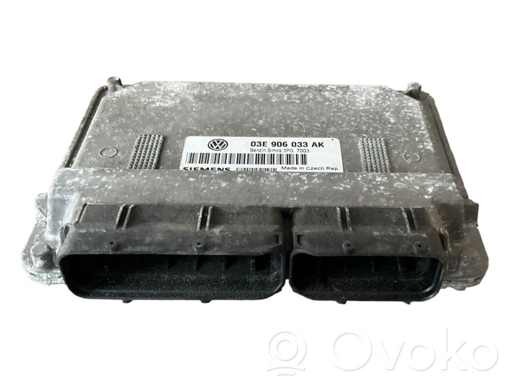 Volkswagen Polo IV 9N3 Engine control unit/module 