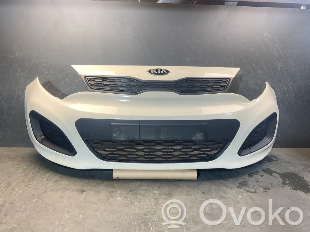 KIA Rio Parachoques delantero 