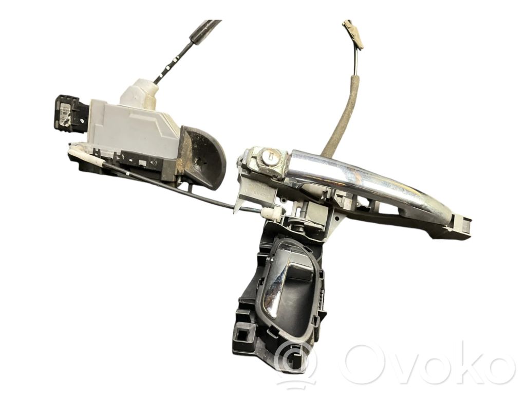 Citroen DS3 Front door lock 