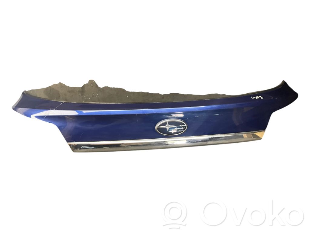 Subaru Legacy Trunk door license plate light bar 