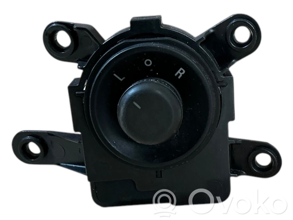Chevrolet Cruze Wing mirror switch 