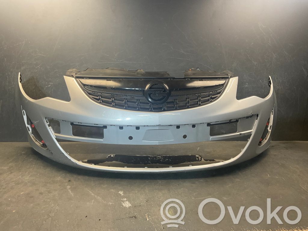 Opel Corsa D Parachoques delantero 