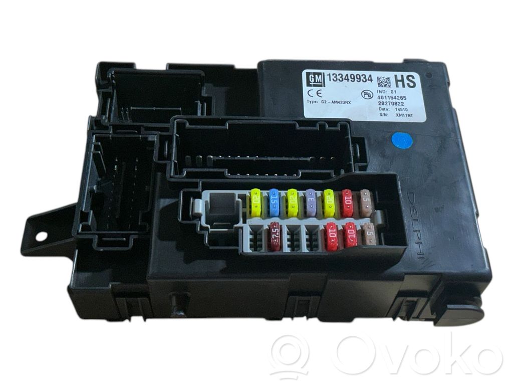Opel Meriva B Módulo de fusible 