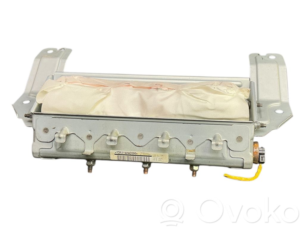 Mitsubishi Lancer X Airbag pentru genunchi 