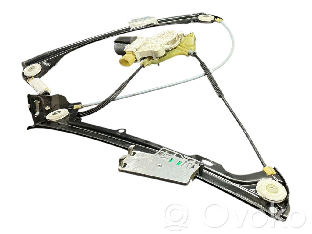 BMW 3 E92 E93 Front door window regulator with motor 