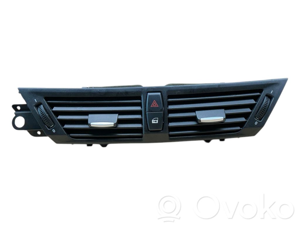 BMW X1 E84 Dysze / Kratki środkowego nawiewu deski rozdzielczej 
