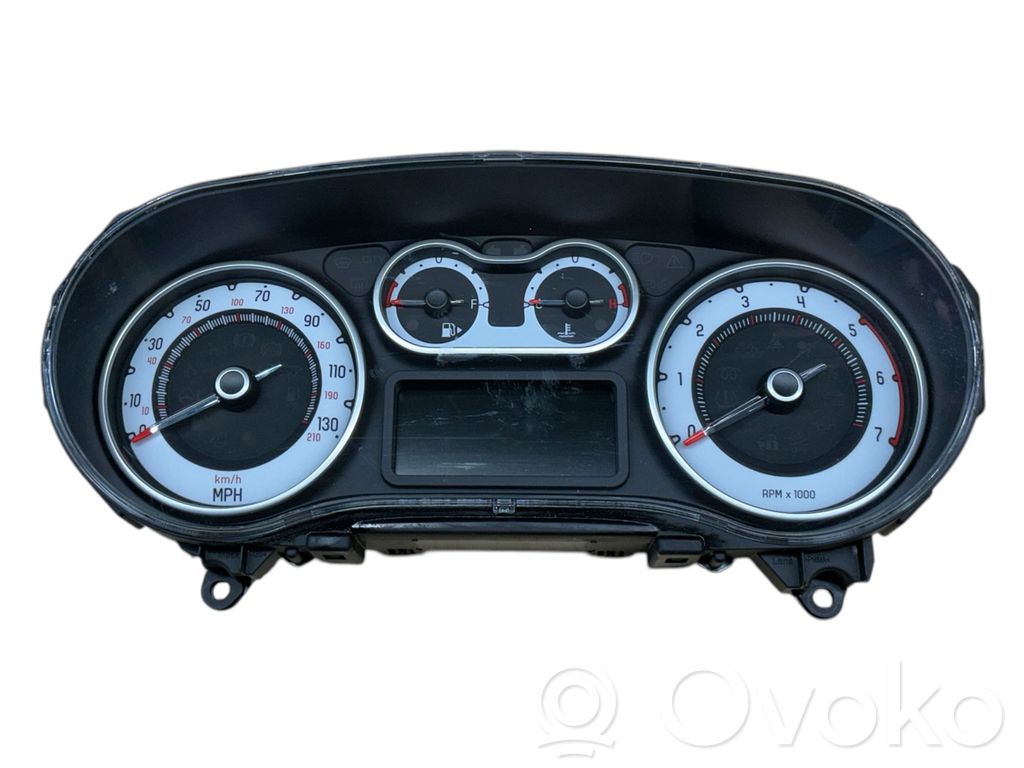 Fiat 500L Vitezometru (grup de instrumente) 