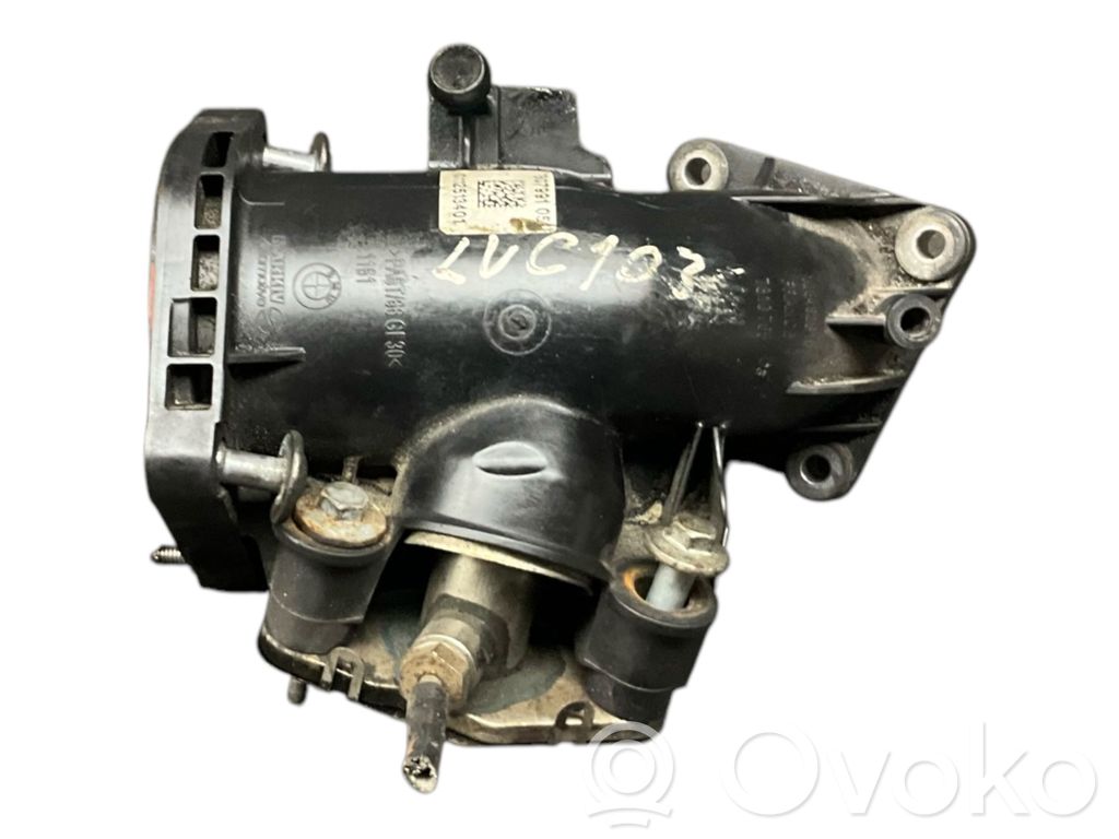 BMW 5 F10 F11 Air intake duct part 