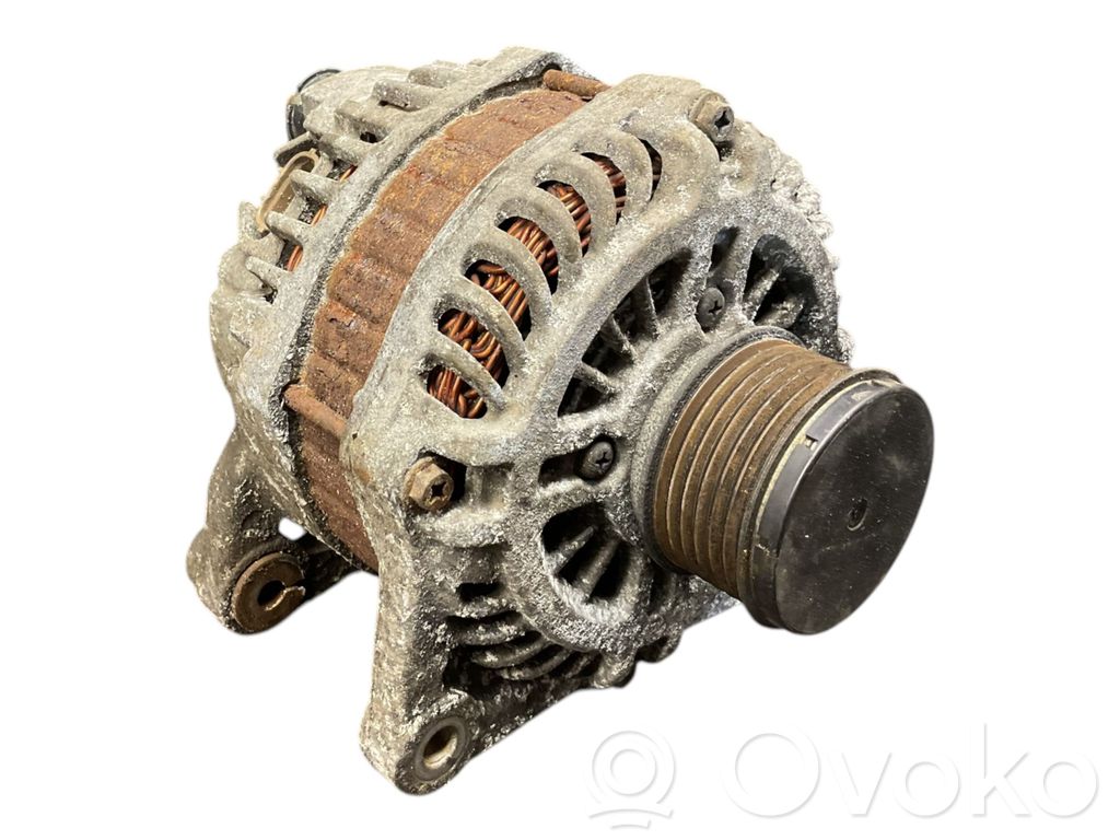 Nissan Juke I F15 Generator/alternator 
