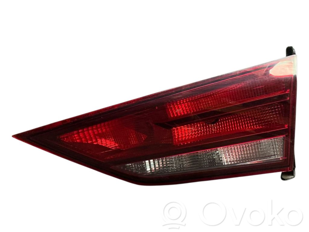 Audi A3 S3 8V Takaluukun takavalot 