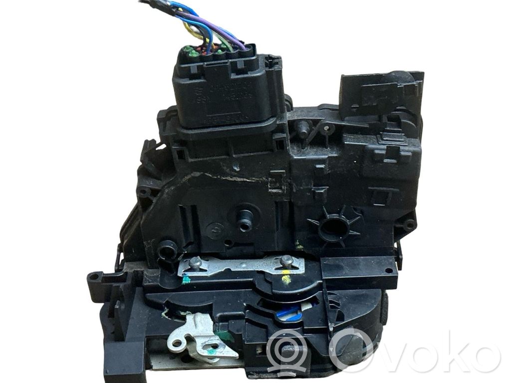 Ford B-MAX Priekšpusē slēdzene 