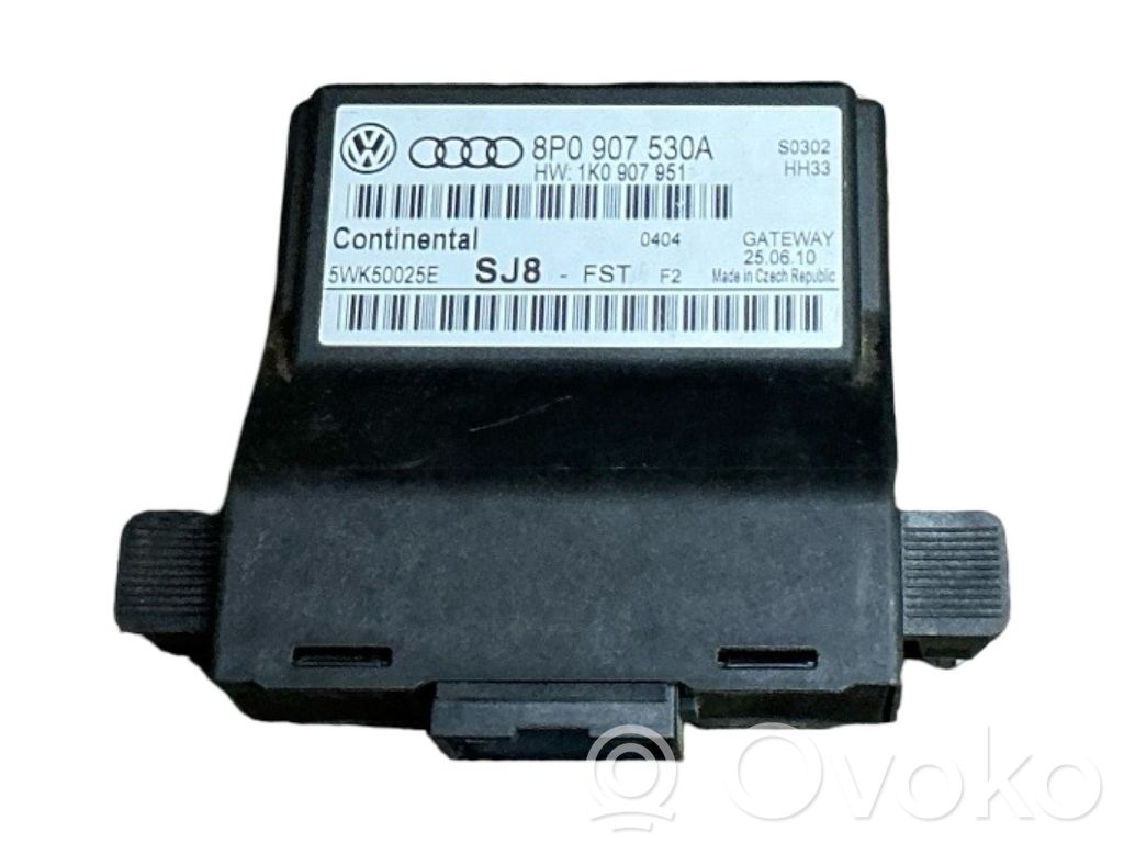 Audi A3 S3 8P Väylän ohjainlaite 