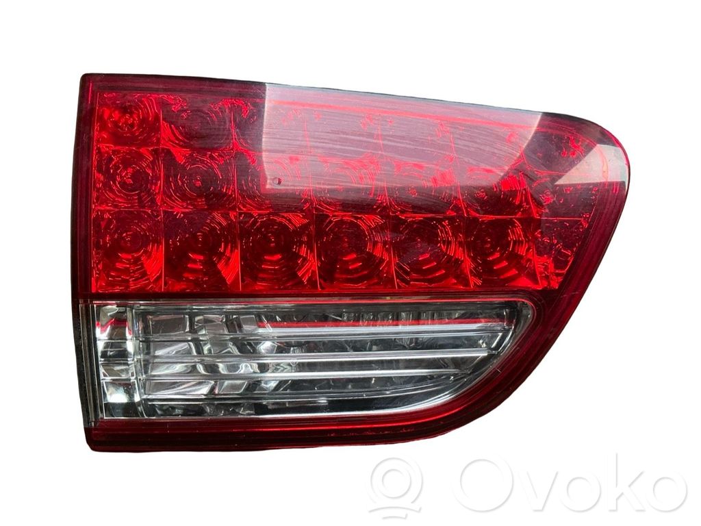 Citroen C-Crosser Lampă spate în capacul portbagajului 