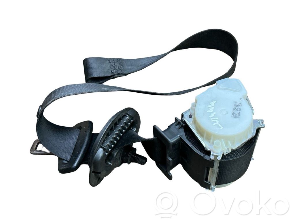 BMW 1 E82 E88 Front seatbelt 