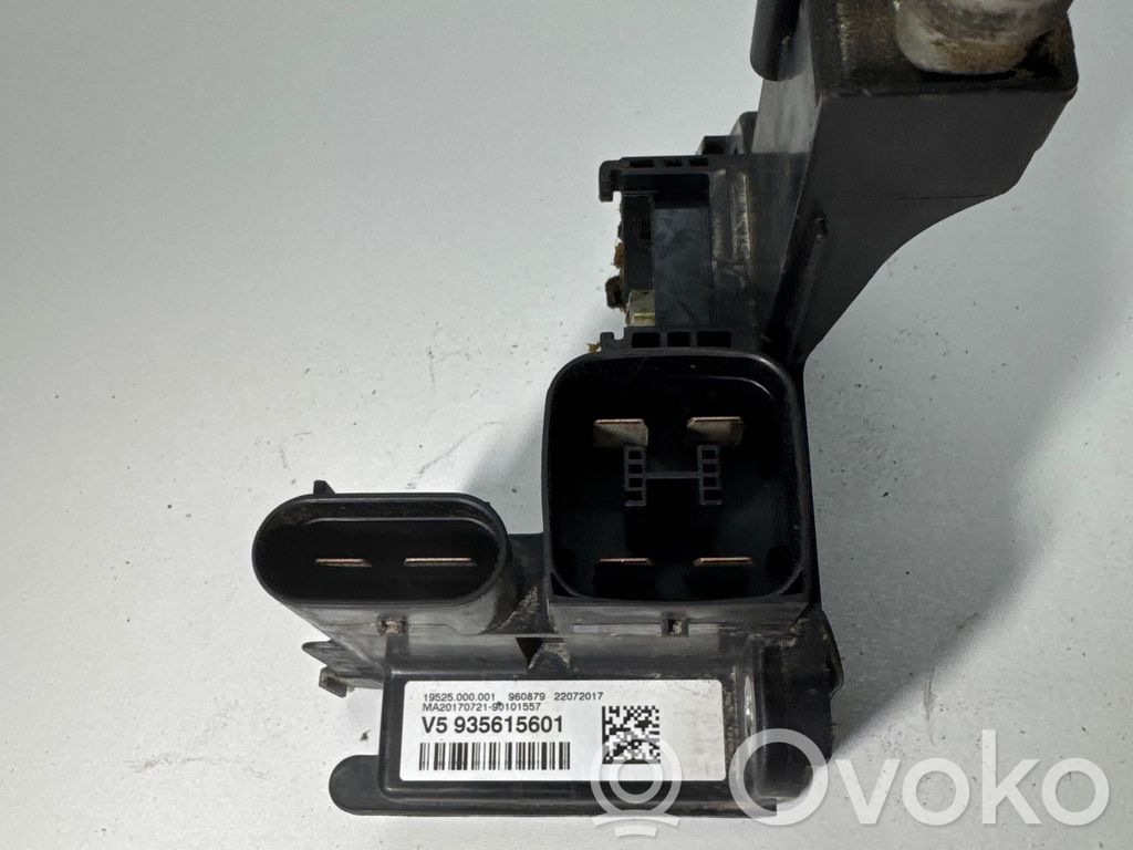 BMW 1 F20 F21 Fuse module 