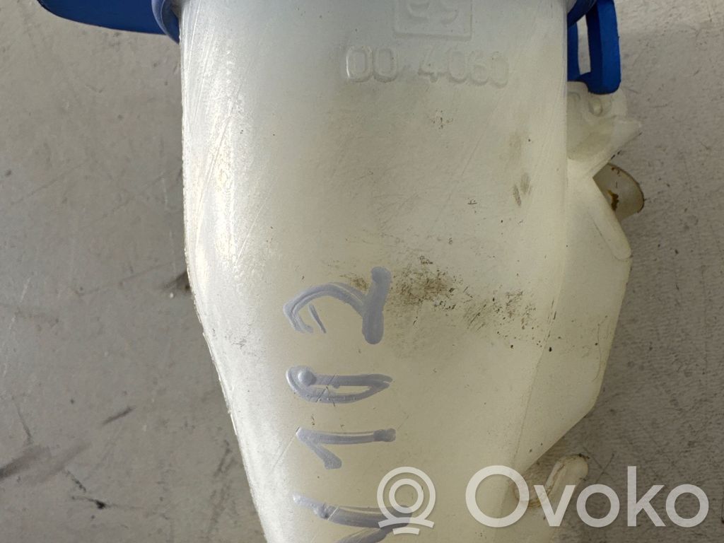 Volvo XC40 Zbiornik płynu do spryskiwaczy szyby przedniej / czołowej 