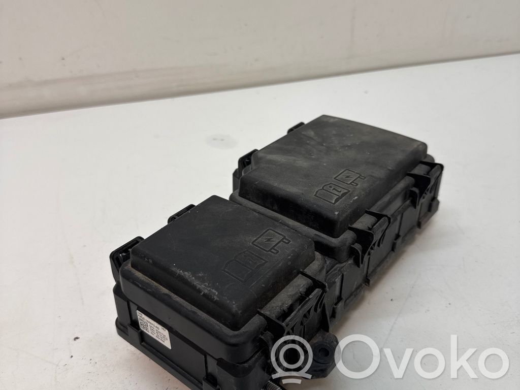 Land Rover Range Rover Evoque L551 Ramka / Moduł bezpieczników 